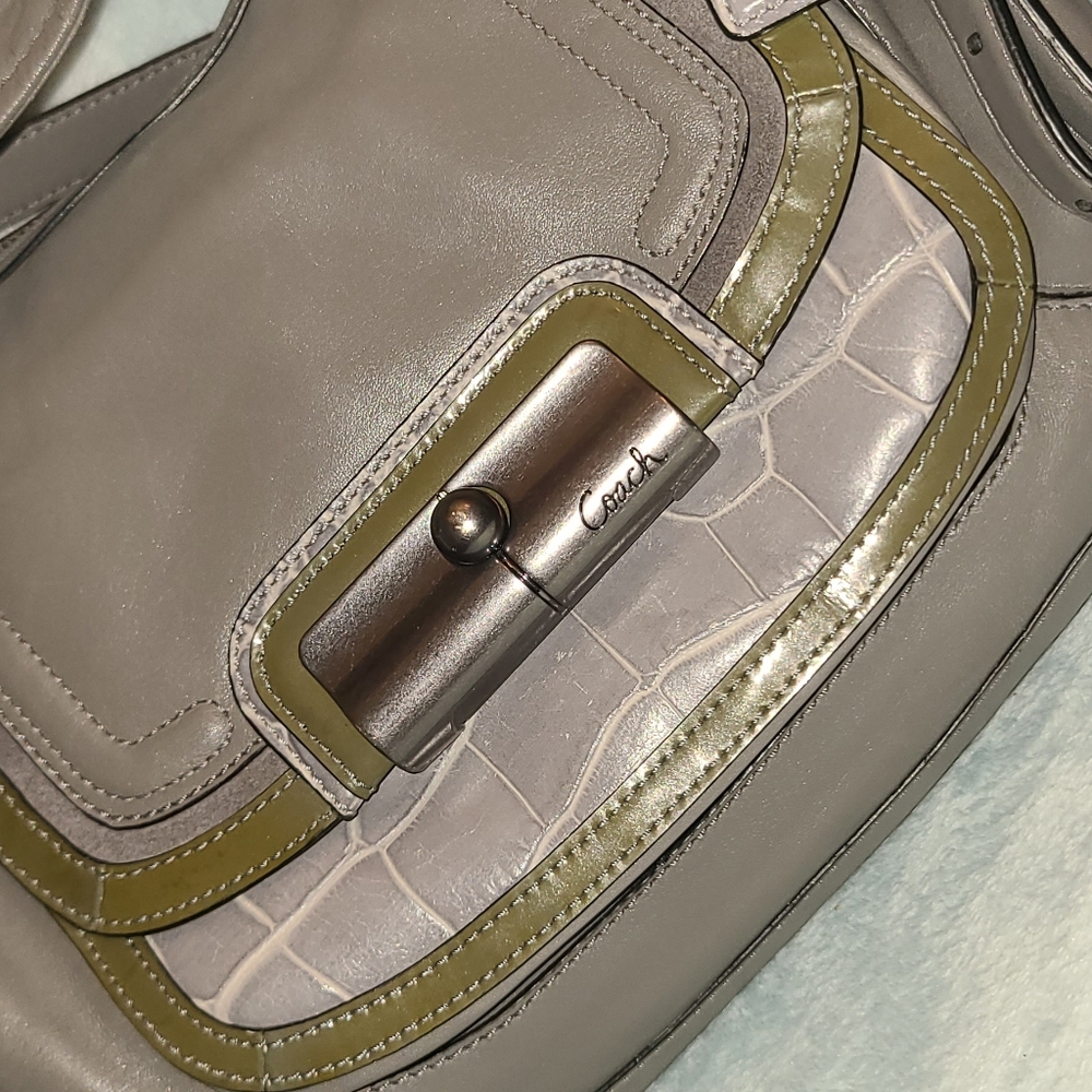 Coach Gray and Green Crossbody Bag - Picture 2 of 15